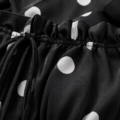 Robe Longue Élégante à Pois Noirs et Blancs – Col Carré & Manches Bouffantes