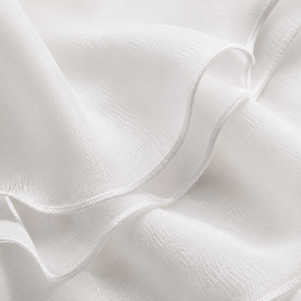 Robe Courte Blanche à Volants Élégante Femme