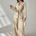 Ensemble Femme Élégant Beige – Blazer à Taille Nouée & Pantalon Fluide