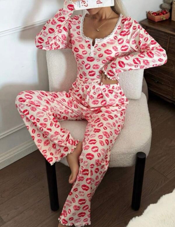 Ensemble Pyjama Femme Rose à Imprimé Lèvres