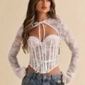 ملابس صيفية من SHEIN BAE، توب دانتيل أنيق مناسب للمنزل والخروج، بتصميم مستوحى من جلسات الشاي والستايل الملكي، مناسب للخروجات، شاي بعد الظهر، الحفلات والسفر، بأكمام طويلة، ومناسب أيضاً لعيد الحب